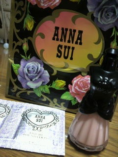 ANNA SUI